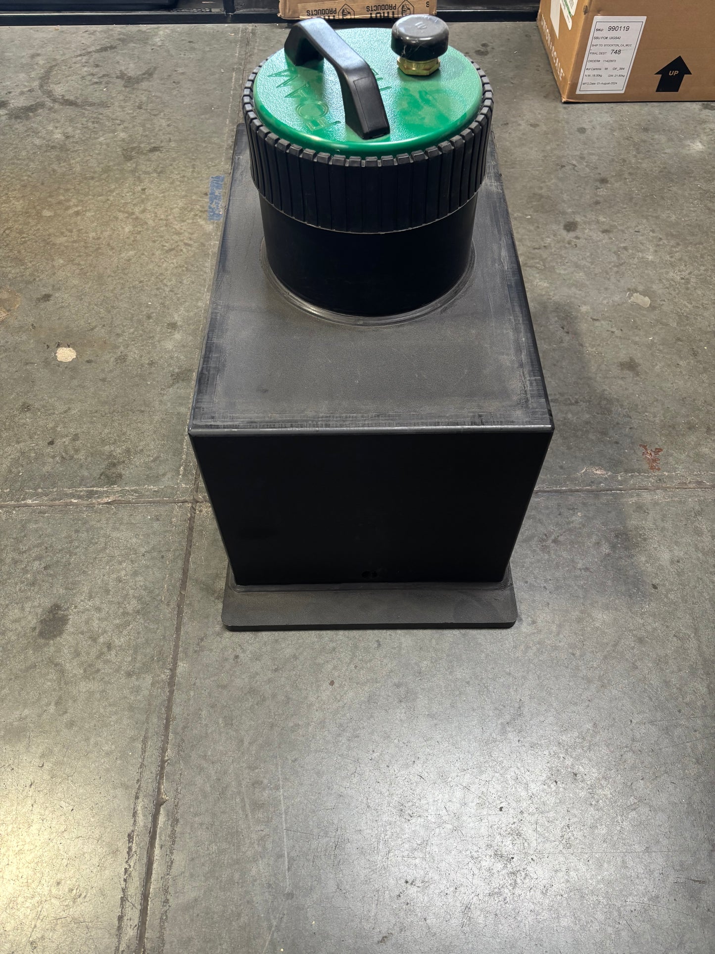 Troy 10 Gallon Black Molded Polyethylene Tank